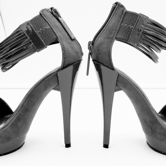 New Never Used. Dark Gray Really Nice High Heels - Picture 1 of 3